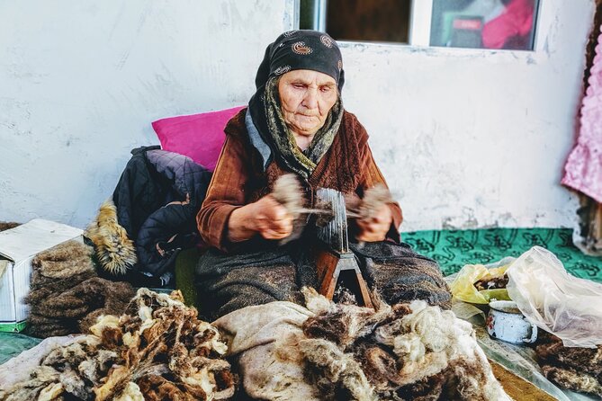 2 Day Hiking Homestay Tour in Remote Villages of Guba - Day two: the longer walk toward Griz