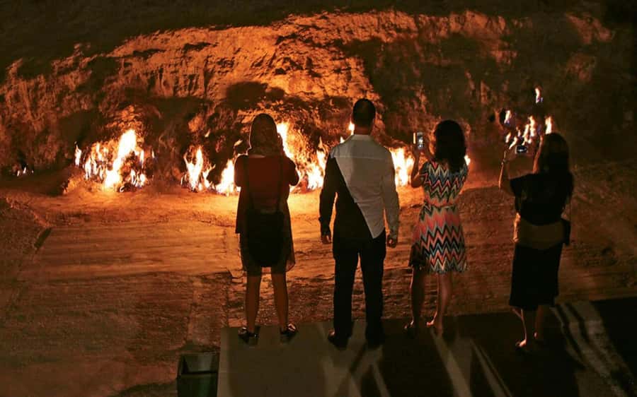 Ateshgah Fire temple and Burning mountain tour - Practical details that affect your day