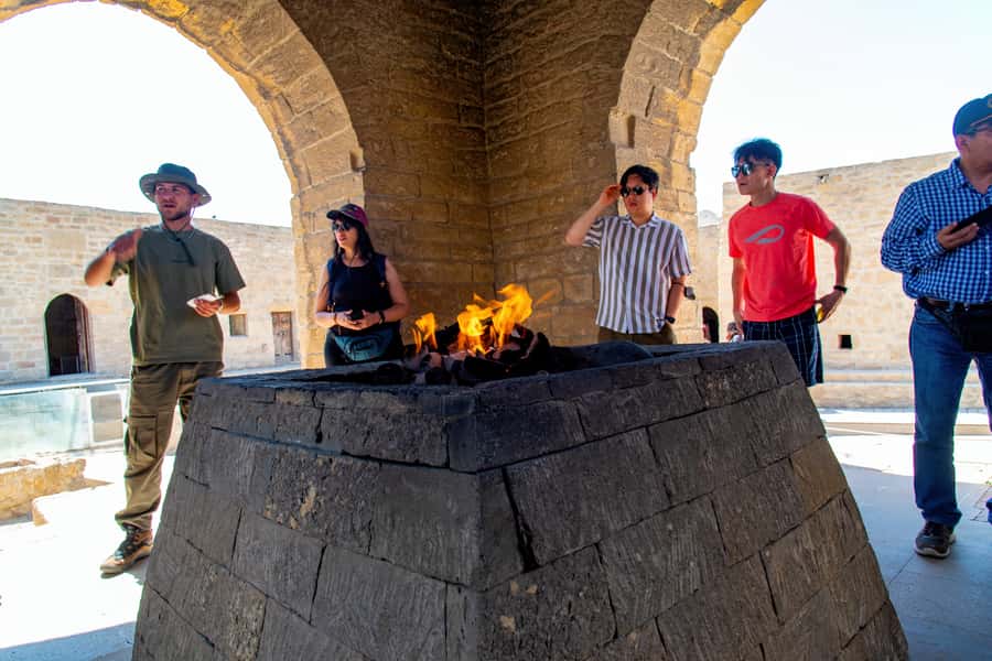Baku: Atashgah Fire Temple & Burning Mountain Half-Day Tour - Yanardag, the Burning Mountain