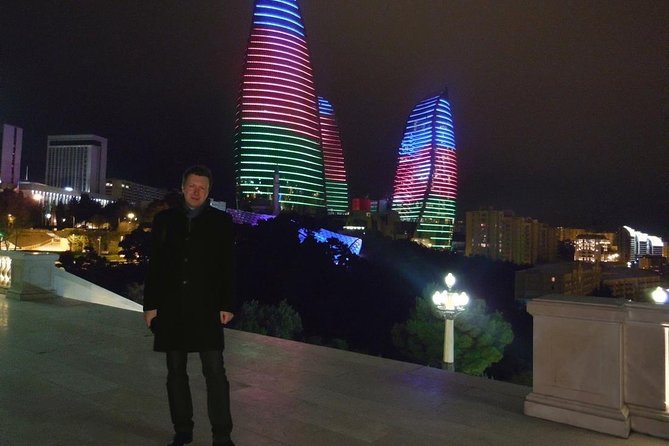 Baku by Night: Small-Group Walking Tour - Back through Baku Boulevard