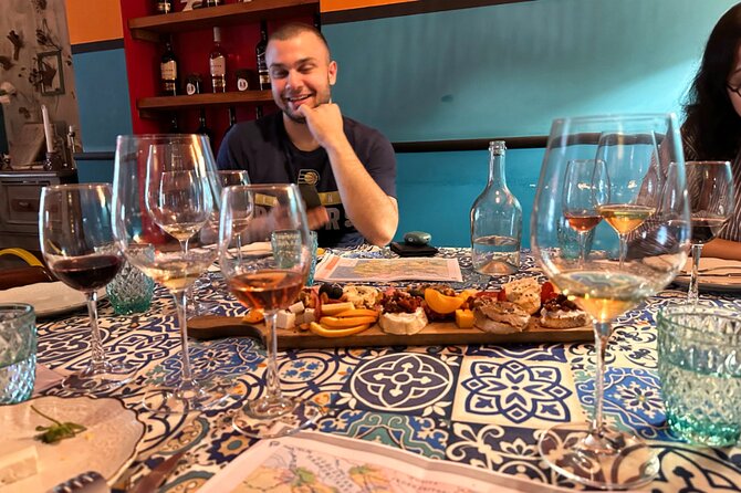 Baku City Guided Wine Tour (snacks included) - Meeting at Nasimi monument and finding your bearings