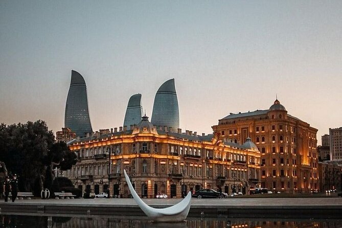 Baku City Sights Guided Night Walking Tour with Funicular - Riding the funicular to Highland Park