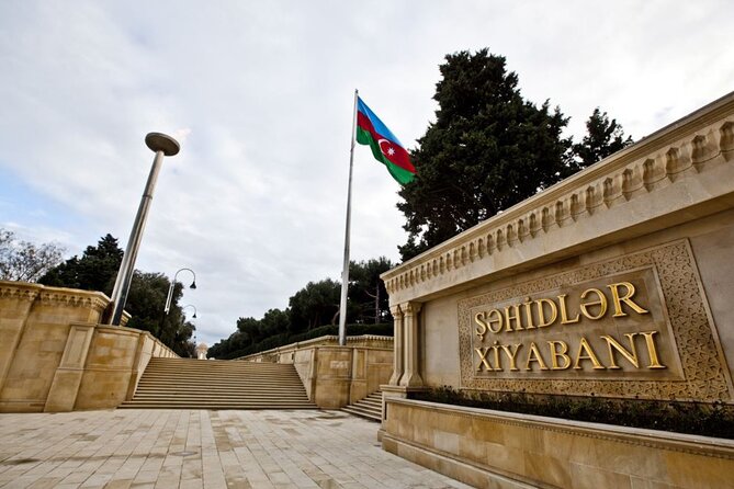 Baku City Tour with Guide Admission Include - Shirvanshahs Palace and the medieval court