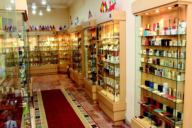 Baku City Tour with Heritage Tours / All Entrance Fees Inc - A short look at the Azerbaijan National Carpet Museum