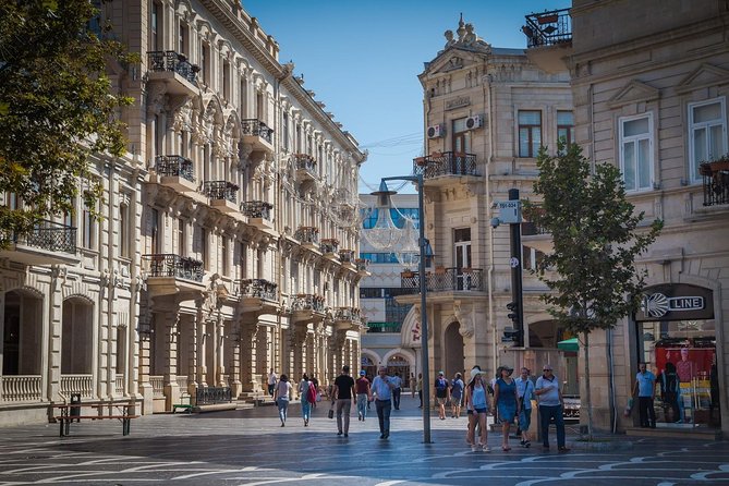 Baku Downtown Original Walking Tour - Start beside Ismailiyya Palace at 4:00 pm