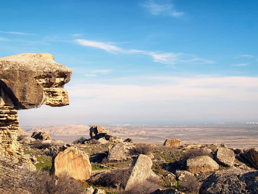 Baku: Gobustan/Absheron guided tour with lunch and tickets - Lunch and the long middle break