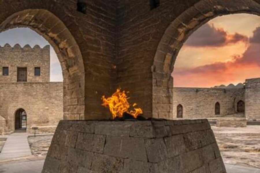 Baku: Gobustan-Absheron Tour with Hotel PICK UP and DROP OFF - The mud volcano ride