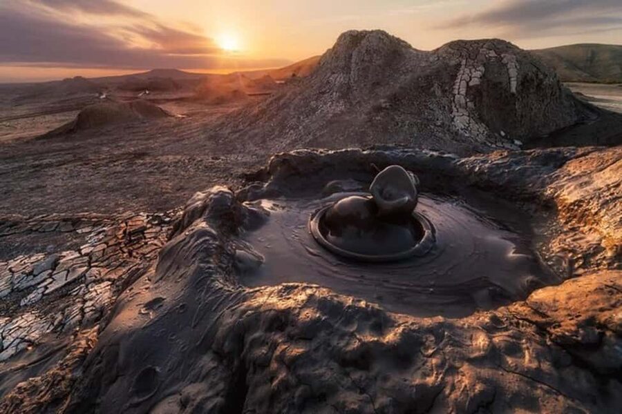 Baku: Gobustan-Absheron Tour with Hotel PICK UP and DROP OFF - Yanar Dag, the Fire Mountain
