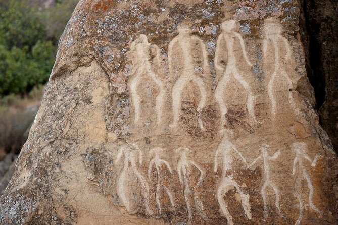 Baku Gobustan and Absheron guided tour + Free Airport Transfer - Why this route works for a first day in Baku