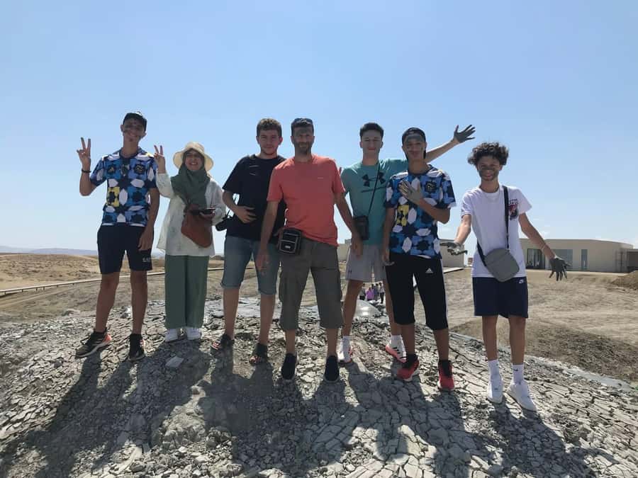 Baku: Gobustan, Mud Volcano, Fire Mount, Temple Lunch Entry - Why Gobustan and the Absheron Peninsula make a good day trip