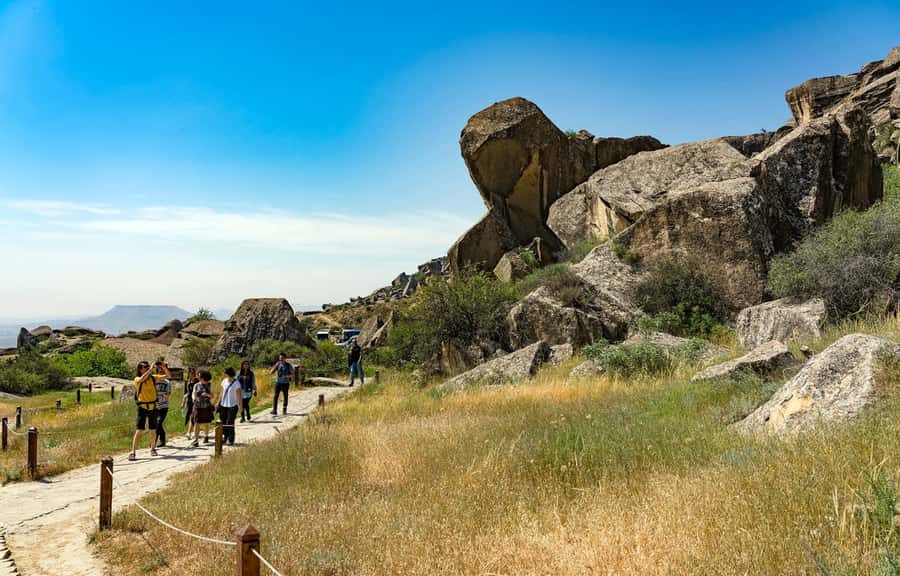Baku: Gobustan, Mud Volcanoes, Fire Temple, & Yanar Dag Tour - Should you book this tour?