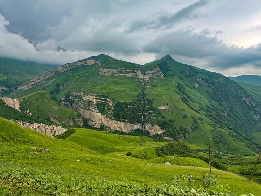 Baku: Guba, Shahdag, Laza waterfall - The first stop: Five Fingers Mountain