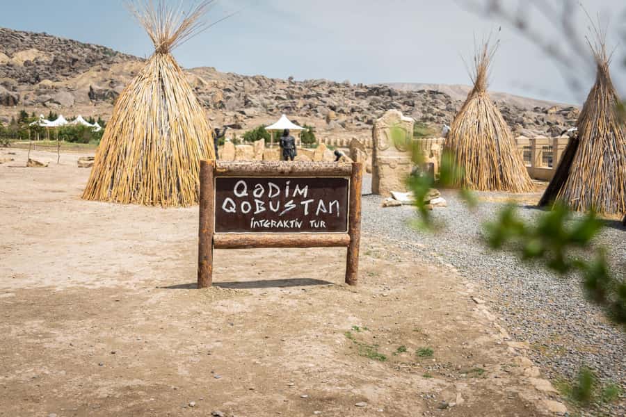 Baku: Half-Day Gobustan and Mud Volcanoes Tour with Entry - Why this short trip is worth your morning