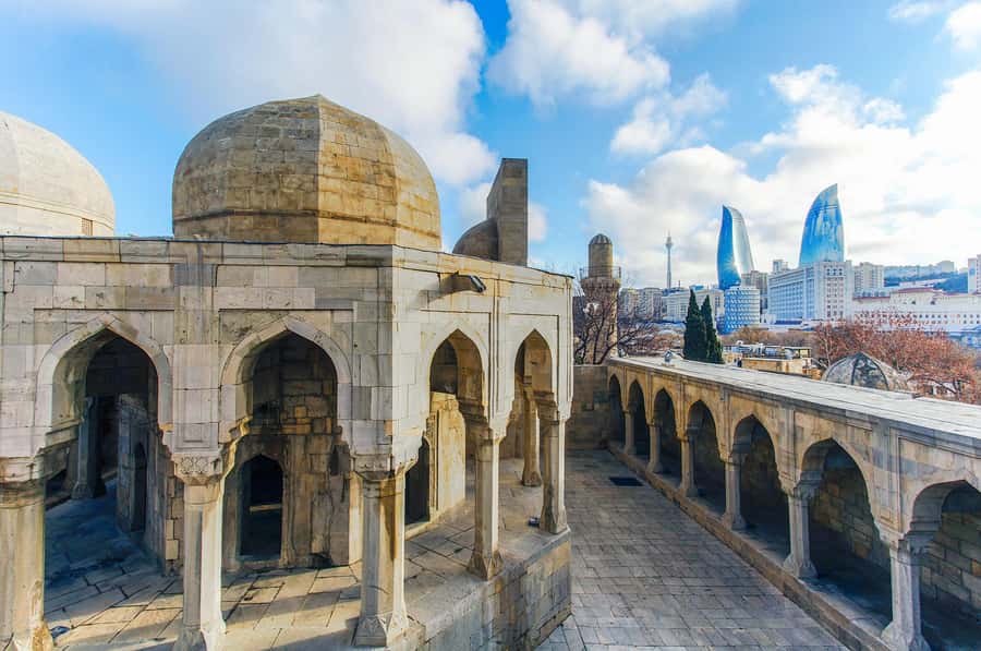 Baku Historical and modern tour in 2-3 hours+FREE Night tour - A useful first look at Baku in three hours
