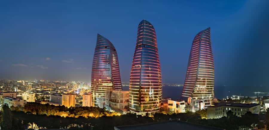 Baku Historical and modern tour in 2-3 hours+FREE Night tour - Highland Park and the Flame Towers