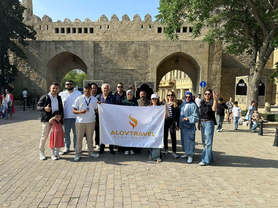 Baku: Old City Guided Walking Tour - Key points at a glance