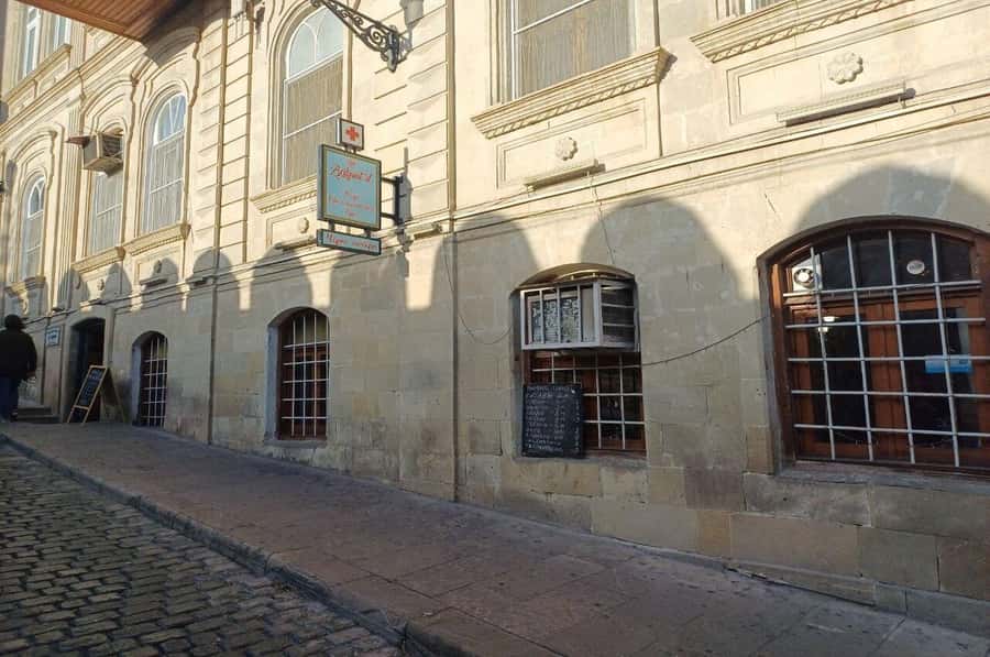 Baku Old City Tour by Heritage Travel - Maiden Tower and Baku’s best-known symbol