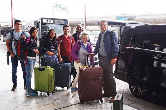 Baku Private Airport Transfer - Leaving Heydar Aliyev International Airport without taxi guesswork