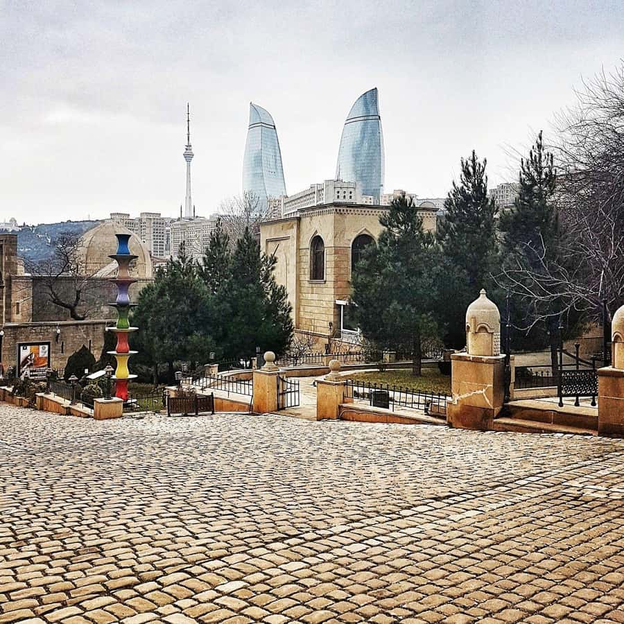 Baku: The Best 5 Sightseeing Spots Gobustan + Old City Tour - Yanar Dag shows Azerbaijan’s natural fire
