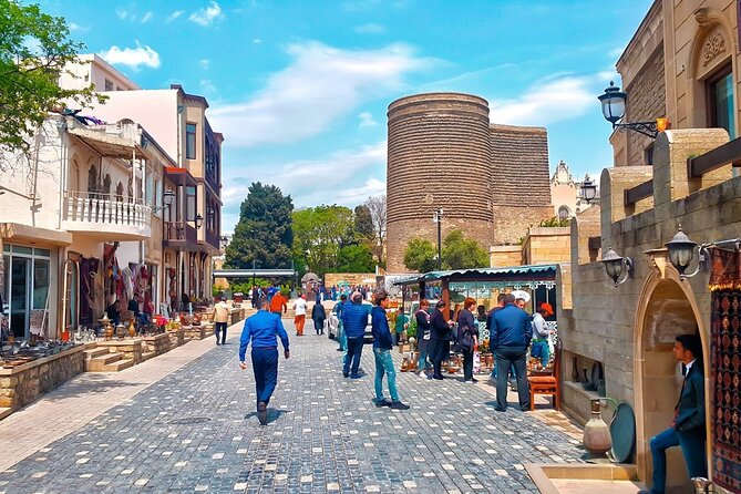 Baku Walking Tour (Old City) - City walls and medieval lanes