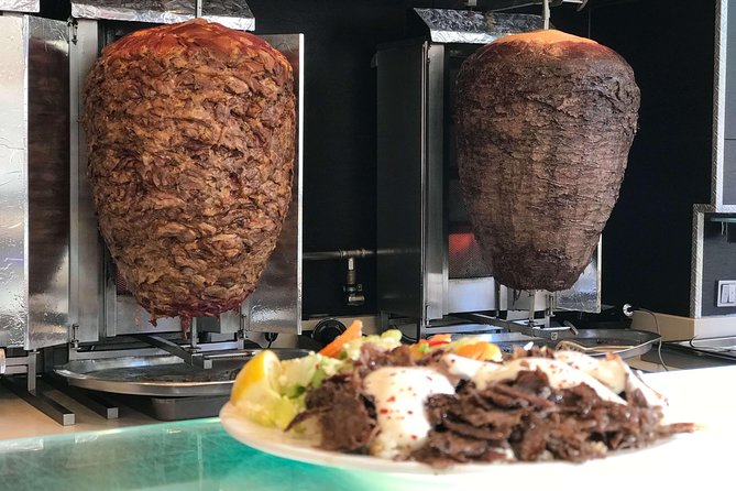 BAKU WALKING tour with the best STREET FOOD and DRINK tasting - Meeting at Icherisheher at noon