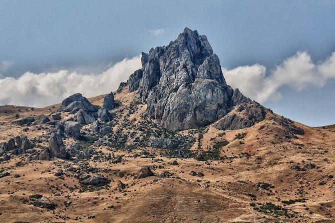 Beshbarmag & Candy Cane Mountains Tour - The unusual colors of Candy Cane Mountains