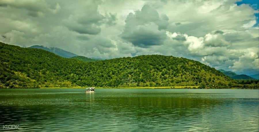 From Baku: Shamakhi and Gabala scenic tour - Nohur Lake and its quiet mountain setting