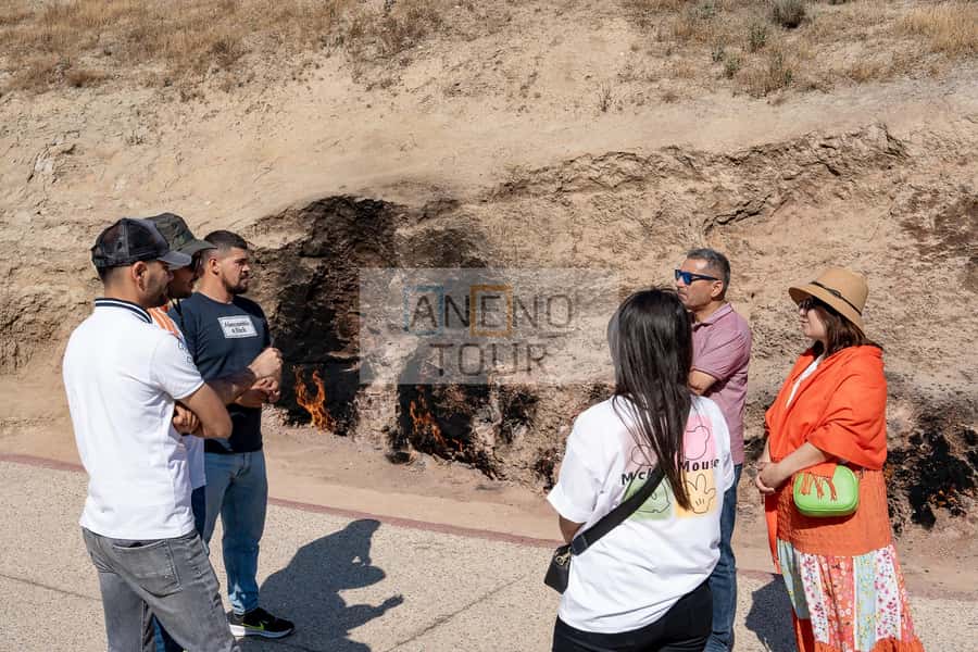 From Bakü: Sightseeing - Ateshgah - Yanardag - Gobustan - Ateshgah Fire Temple and the old culture of sacred flame