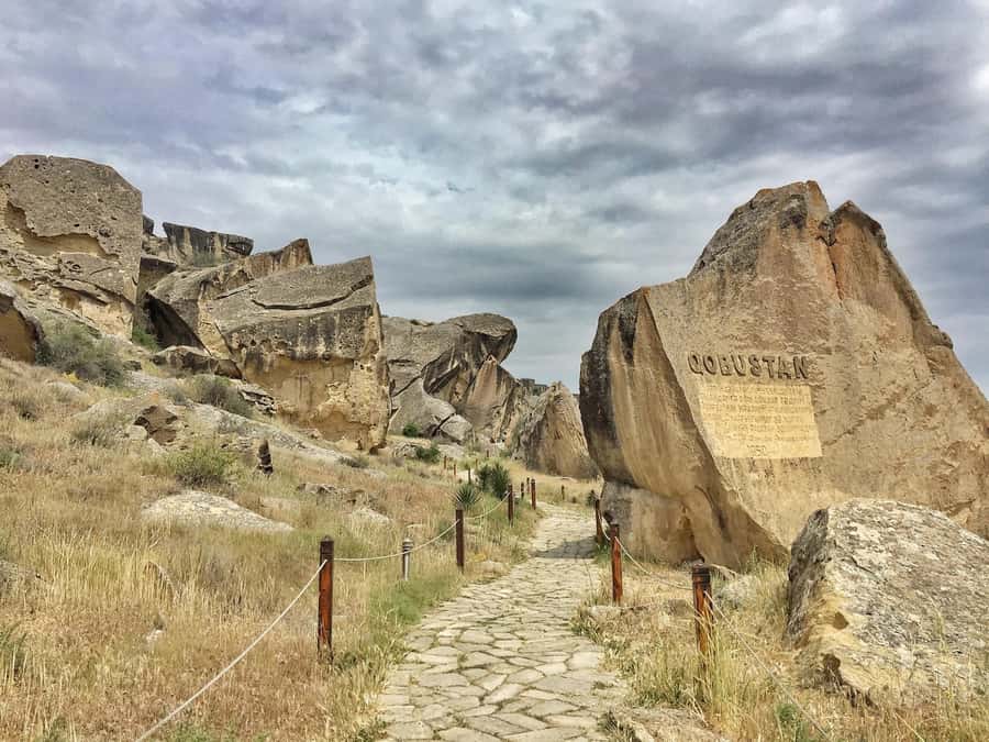 From Baku: Yanar Dag, Gobustan and Absheron Day Trip - The rough ride to Gobustan’s mud volcanoes