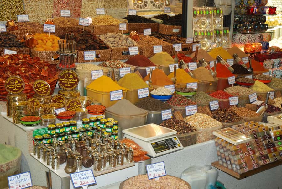 Full-Day City Tour of Baku with Azerbaijani Lunch - Icherisheher: Baku’s medieval heart