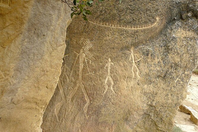 Full day Gobustan & Absheron Tour (Group or Private) - The Gobustan museum adds context