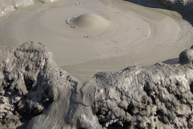 Gobustan Rock Art and Mud volcanoes PRIVATE TOUR - The guide can shape the whole day