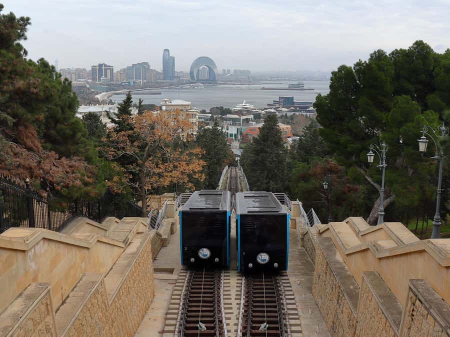 Heartbeat of Baku: Old & Modern City Walk (Group or Private) - Carpet Museum and Little Venice From the Outside