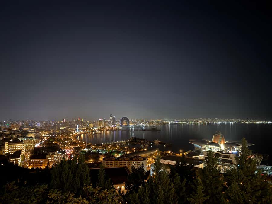 Incredible Baku Nights Panoramic Tour - Entering the Old City from the modern capital