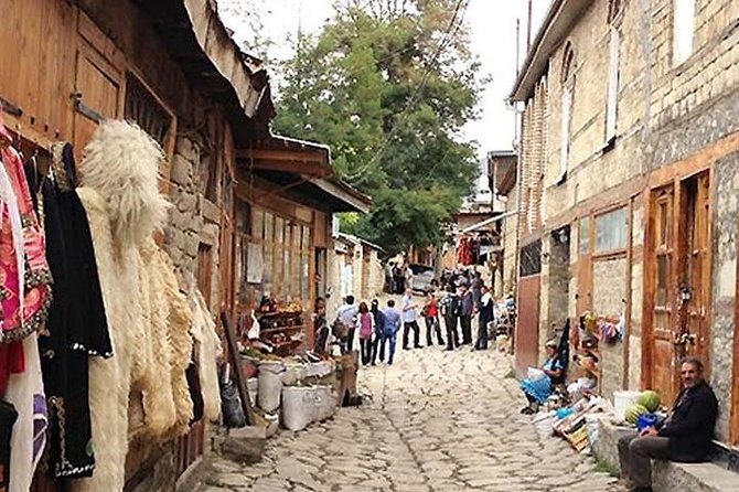 Independent tour to Shamakhi & Lahij - Who will enjoy this day most