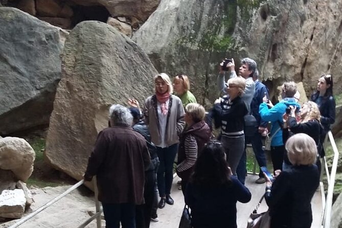 Mud Volcanoes & Gobustan Private Tour - Gobustan Museum: start indoors with the evidence