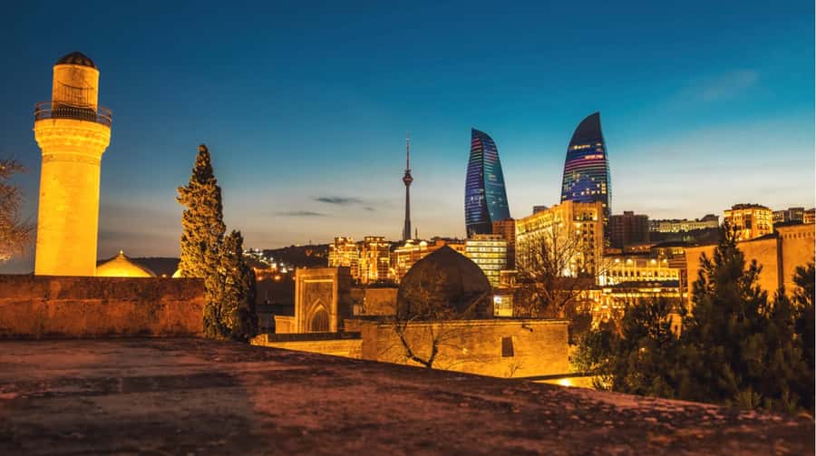 Old and Modern Baku City Tour - Icherisheher is the heart of the old city