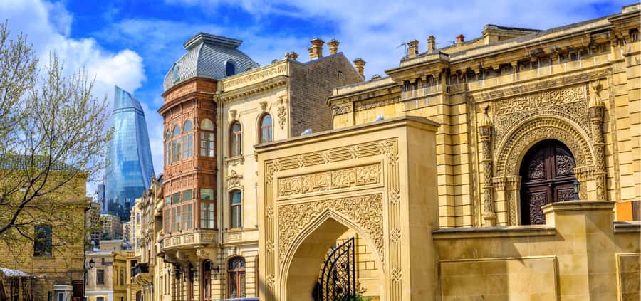 Old and Modern Baku City Tour - Baku Boulevard brings you to the Caspian shore