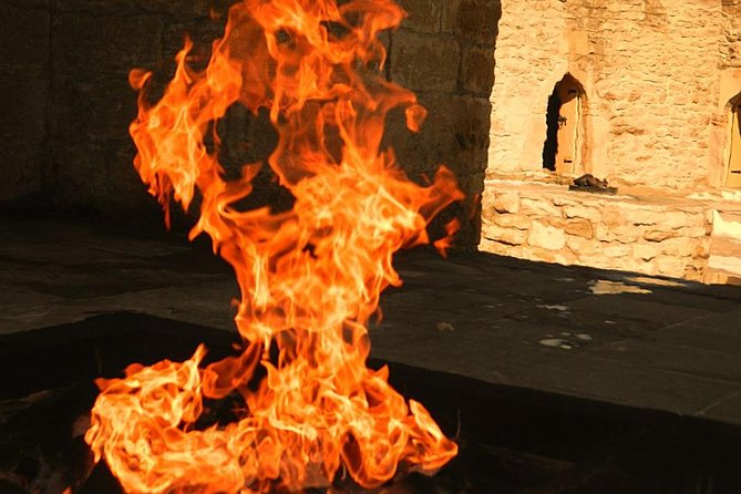 Private Absheron Peninsula Atesgah Temple & Fire Mountain - Entering the fortress-like Ateshgah Temple