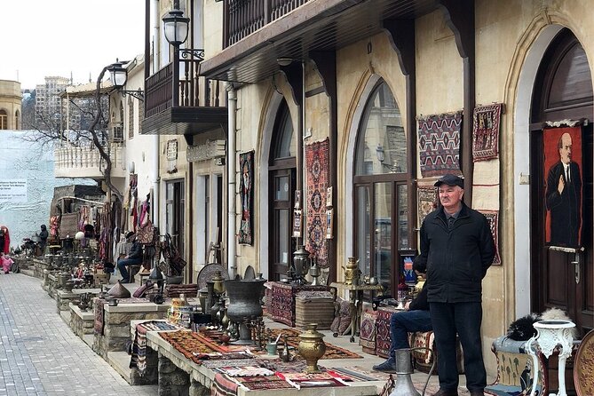 Private Baku City Tour - Perfect for first-time visitors - Entering Icheri Sheher through the Pair Gates