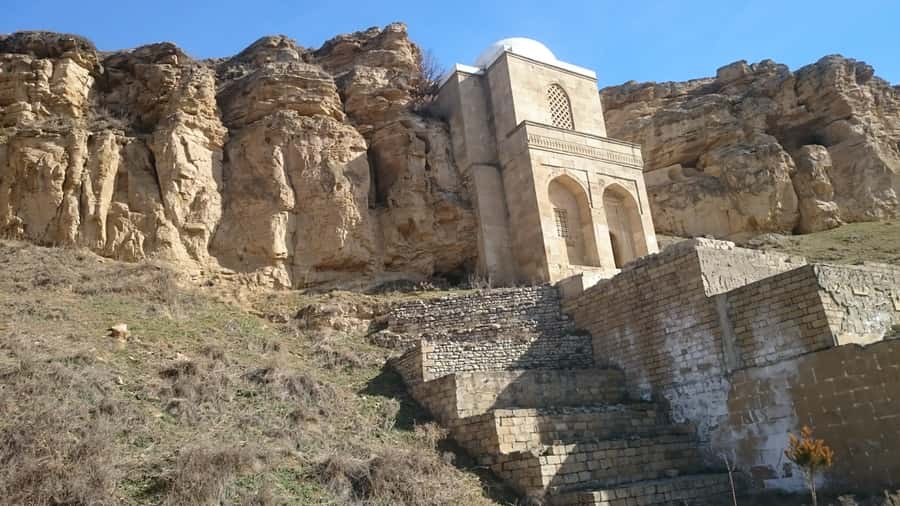 Private Tour to Shemakhi & Lahij From Baku - Shamakhi’s mosque and royal memorials