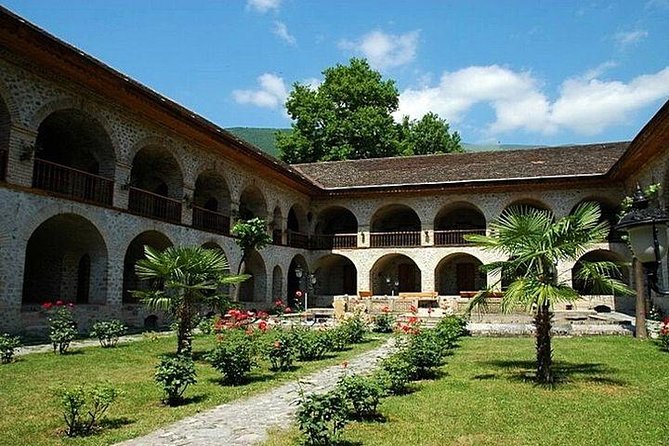 Shamakhi-Gabala-Sheki Group Tour (2 Days / 1 Night) - Why the Baku to Sheki route works so well