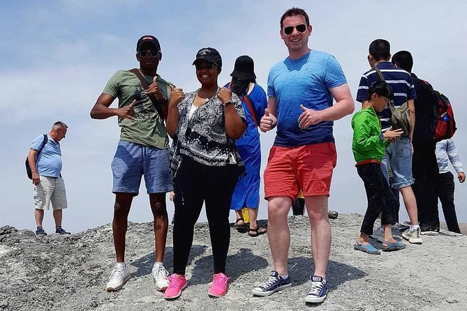 Small-Group Day Trip to Gobustan, Mud Volcanoes, Ateshgah & Yanar Dagh - Four very different sides of Azerbaijan in one day