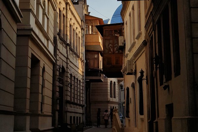 The Best Baku City Tour - The Palace of Happiness and Baku’s oil-era fortunes